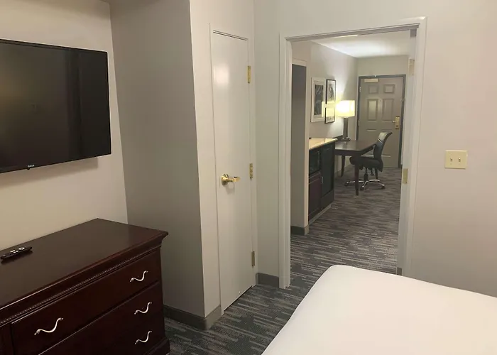 Country & By Radisson, Center Az Hotel Tucson
