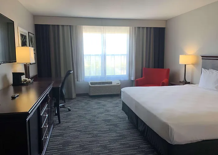 Country & By Radisson, Center Az Hotel Tucson