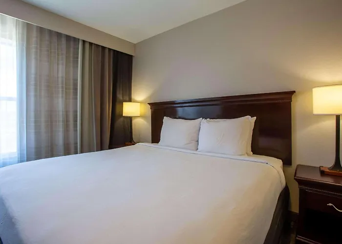 Country & By Radisson, Center Az Hotel 4*