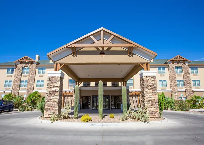 Country & By Radisson, Center Az