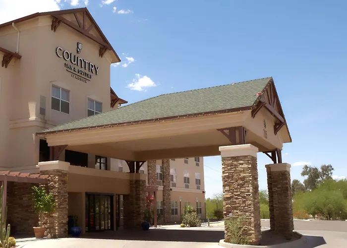 Country & By Radisson, Center Az Hotel
