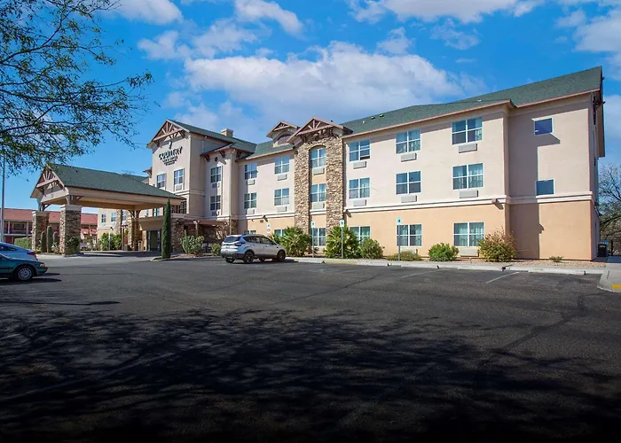 Country & By Radisson, Center Az 4*