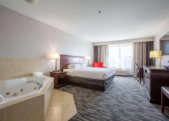 Country & By Radisson, Center Az 4*
