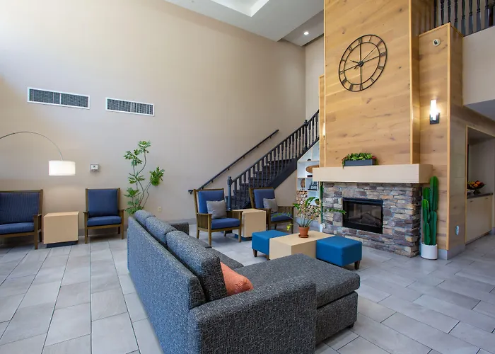 Country & By Radisson, Center Az Hotel 4*